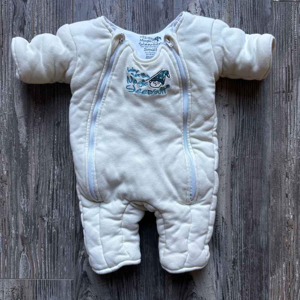 Light Yellow Baby Merlin’s Magic Sleep Suit 3-6 Months Long Sleeve Zipper Small